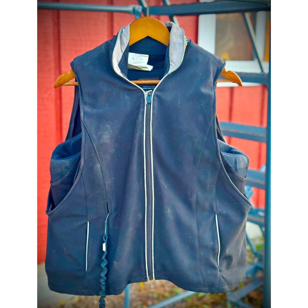 Airowear Advanced Ultraflex AyrVest Vest (size medium) and two new cartridges
